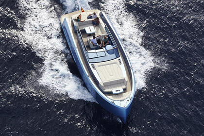 Charter Motorboat Vanquish VQ45 Open Golfo Aranci