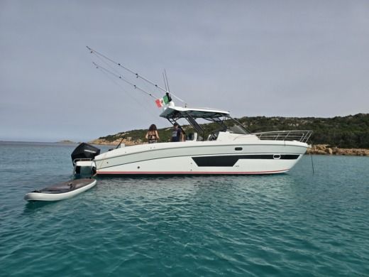 Porto Rotondo Motorboat Saver Saver 33 sport alt tag text