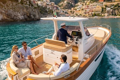 Location Bateau à moteur Gozzo Mimi Libeccio T-Top Sorrente