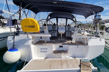 Hyra båt Segelbåt Bavaria C42 Trogir