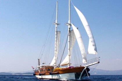 Hire Sailing yacht Unknown Libra Trajektna Luka Split