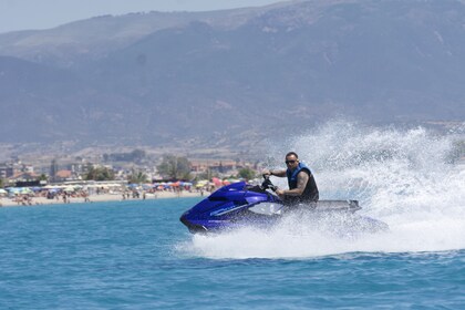 Alquiler Moto de agua Yamaha GP 1800 R  300 cv Cagliari