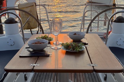 Charter Sailboat Jeanneau Sun Odyssey 40 Hampshire