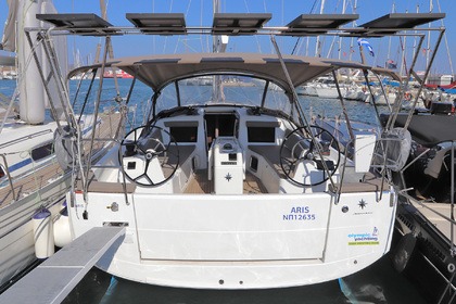 Hire Sailboat JEANNEAU SUN ODYSSEY 410 Laurium