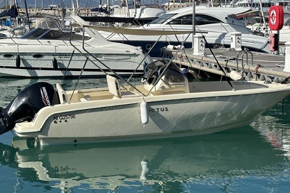 Charter Motorboat Invictus 200fx Antibes