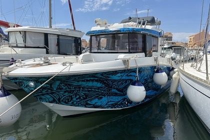 Hire Motorboat Beneteau Barracuda 9 Valras-Plage