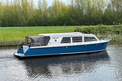 Charter Houseboat IJssel Elite Bege 980 OK Jirnsum