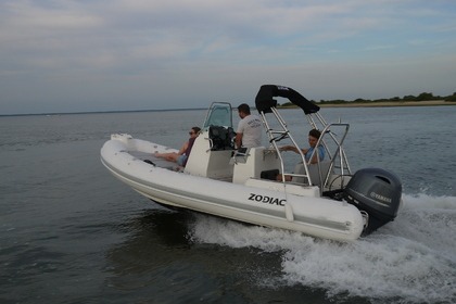 Rental Motorboat Zodiac Medline 5.8 Arcachon