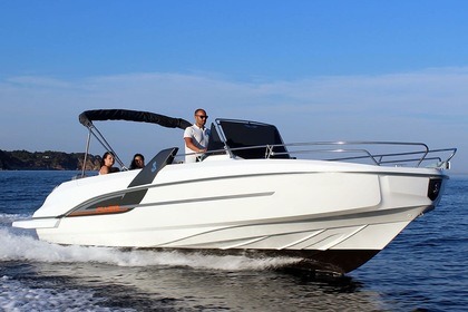 Hire Motorboat Beneteau Flyer 7.7 Marseille