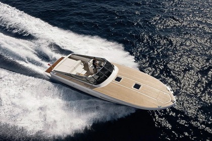 Miete Motorboot Itama 45RS Saint-Tropez