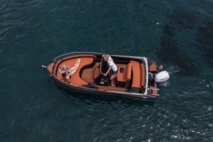 Charter Boat without licence  Poseidon Ranieri 540 Santorini