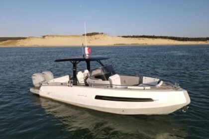 Miete Motorboot Invictus TT 28 S Faliraki