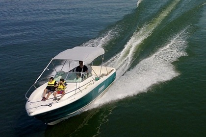 Location Bateau à moteur Jeanneau Cap camarat 725 wa Larmor-Plage