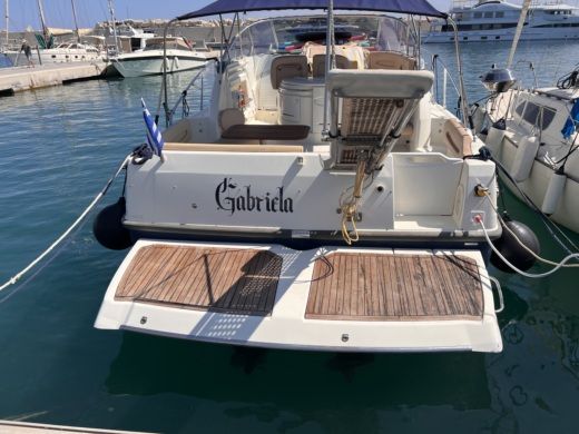 Motorboat Cranchi Zaffiro 32 Boat layout