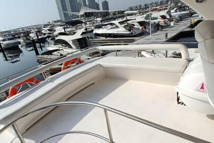Rental Motor yacht Sea Ray 2020 Dubai Marina