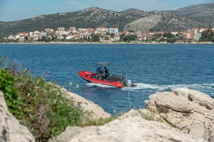 Noleggio Gommone Ris 599 Trogir