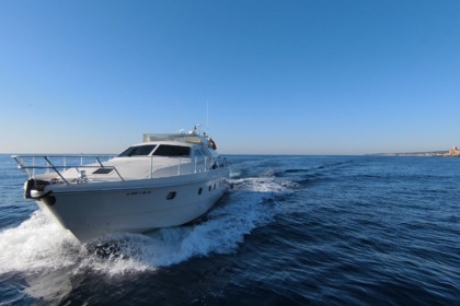 Alquiler Yate a motor Ferretti 175 Fly Palma de Mallorca