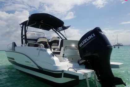 Rental Motorboat BENETEAU Flyer 6.6 Spacedeck Le Gosier