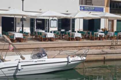 Hire Motorboat polyester yacht s. c. marion 630 cabine Menorca