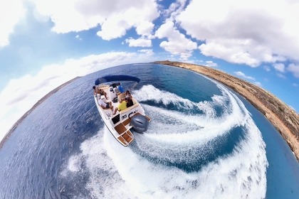 Hire Motorboat Gaia Free Spirit Mellieha