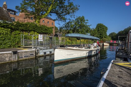 Hire Motorboat Oxford River Cruises Frolic 31 Oxford