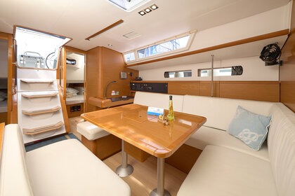 Charter Sailboat Jeanneau Sun Odyssey 479 Trogir