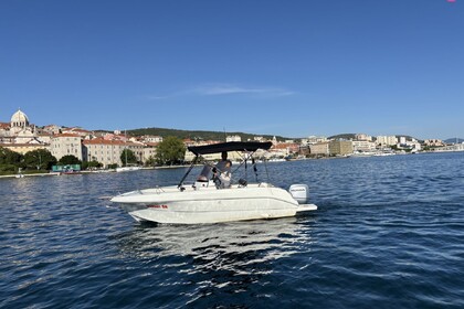 Hire Motorboat Atlantic Marine Atlantic 530 Open Šibenik