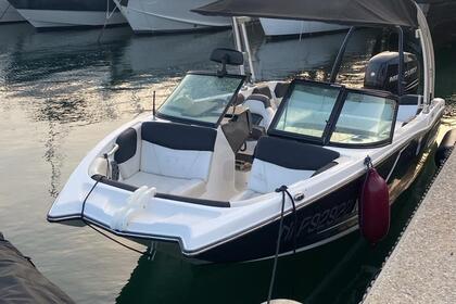 Hire Motorboat Mastercraft Nxt20 Èze