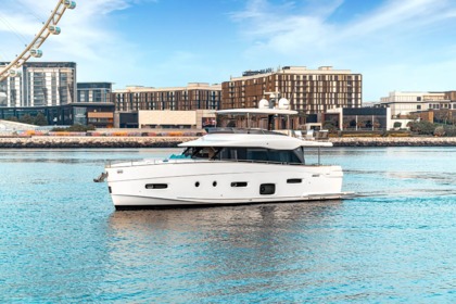 Rental Motor yacht Azimut Azimut Magellano 66 Dubai