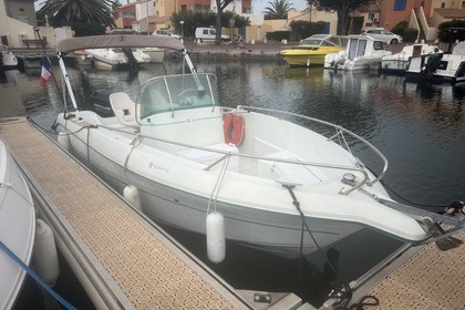 Charter Motorboat Jeanneau Cap Camarat 615 Le Barcarès
