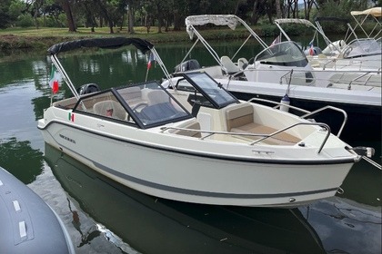 Rental Motorboat Quicksilver bow rider 555 Mandelieu-La Napoule