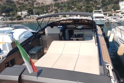 Noleggio Barca a motore XL MARINE XL 45 Napoli