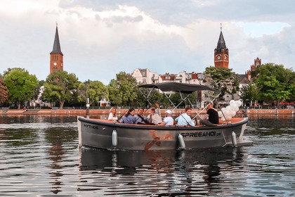 Rental Motorboat Elektroboot Sloep Berlin