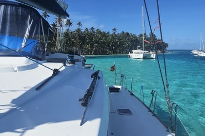 Charter Catamaran Lagoon Lagoon 440 Guna Yala
