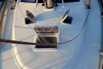 Hire Sailboat Delphia Delphia 40 Capo d'Orlando