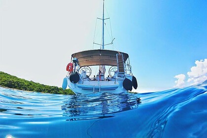 Чартер Парусная яхта  Sun Odyssey 519 Афины