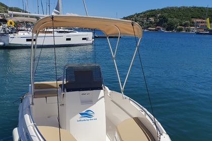Miete Boot ohne Führerschein  Compass 150cc Lefkada