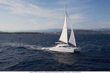 Noleggio Catamarano LAGOON 380 Praslin