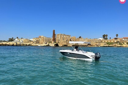 Noleggio Barca senza patente  Red Sea Medusa 190 Marzamemi