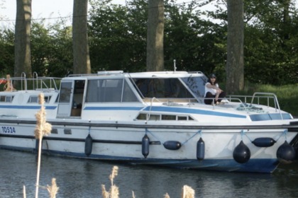 Rental Houseboats Challenger 1380 Briare