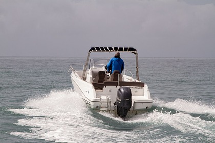 Hire Motorboat Jeanneau Cap Camarat 650 Blanes