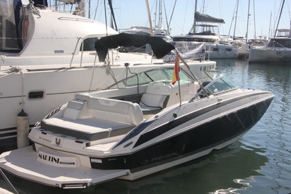 Hyra båt Motorbåt Regal Fasdeck 24 Estepona