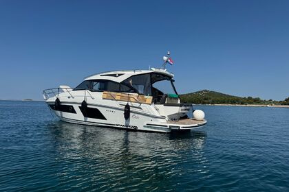 Charter Motorboat Finnmarine OY Grandezza 34 oc Trogir