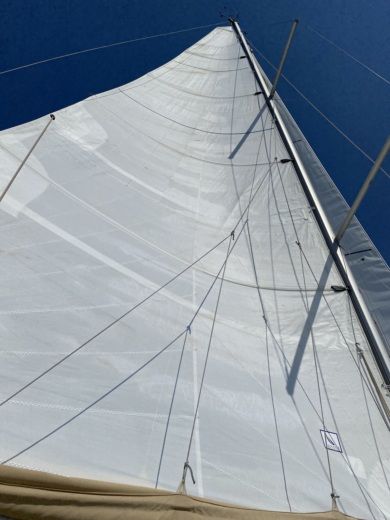 Marselha Sailboat Dufour 350 GL alt tag text