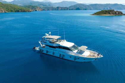Rental Motor yacht Canados 70 motor yacht for 8 people Göcek