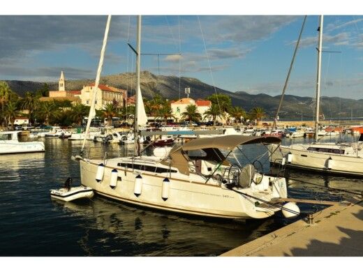 Sailboat JEANNEAU 349 boat plan