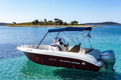 Charter Motorboat Atlantic Open 625 Trogir