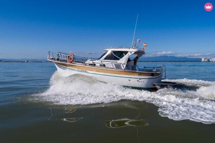 Hire Motorboat Apreamare Fratelli Aprea 32     630cv. Platja d'Aro