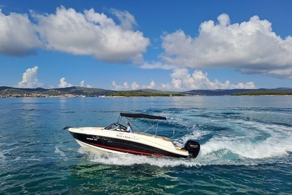 Miete Motorboot Bayliner VR5 OB / 2024 Model Year Biograd na Moru