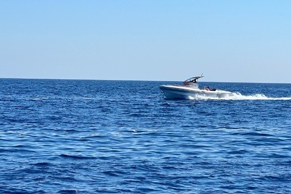 Noleggio Gommone Pirelli Pzero 1100 Cabin Porto Cervo